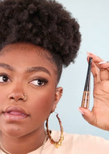 Load image into Gallery viewer, AOA Wonder Liquid Liner - Black